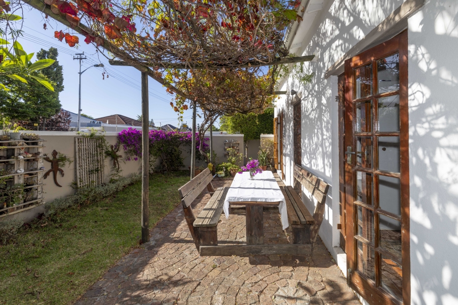 3 Bedroom Property for Sale in Claremont Western Cape